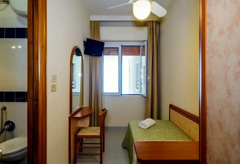 غرفة قياسية فردية, Miramare   Silvi Marina