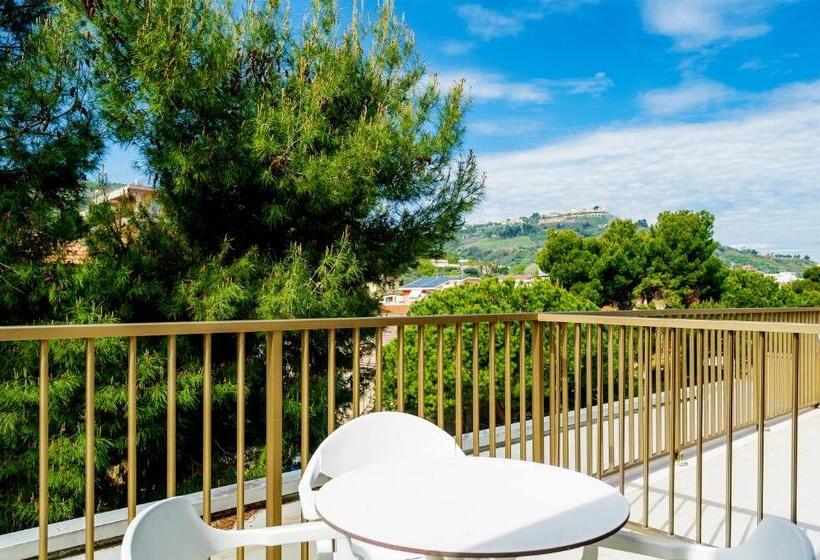 غرفة قياسية, Miramare   Silvi Marina