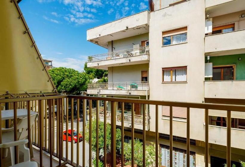 غرفة سوبيريور ثلاثية, Miramare   Silvi Marina