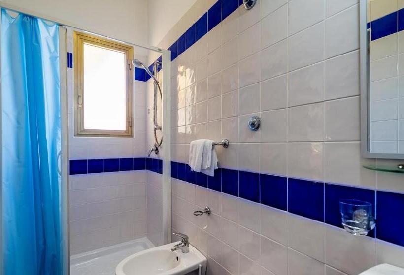 غرفة سوبيريور ثلاثية, Miramare   Silvi Marina