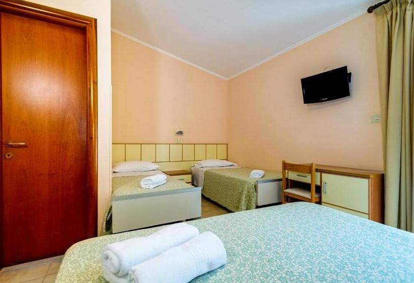 غرفة سوبيريور رباعية, Miramare   Silvi Marina