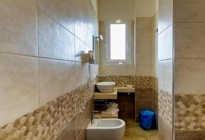 غرفة ديلوكس مطلّة علي البحر, Miramare   Silvi Marina