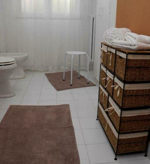 اتاق استاندارد, A Caso