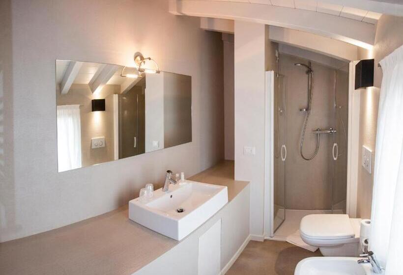 스탠다드 룸 호수 전망, Balbianino