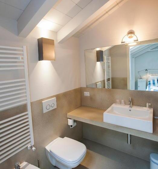 스탠다드 룸 호수 전망, Balbianino