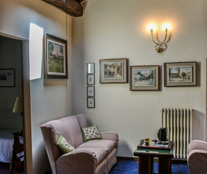 주니어 스위트, Castello Di Cernusco Lombardone