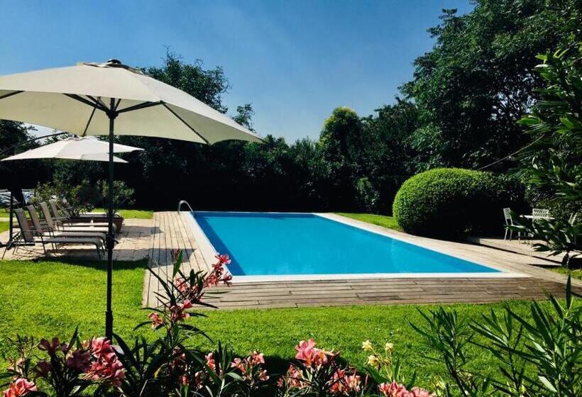 스탠다드 룸, Castello Di Cernusco Lombardone