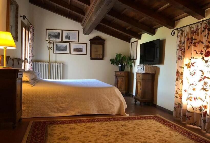 주니어 스위트, Castello Di Cernusco Lombardone