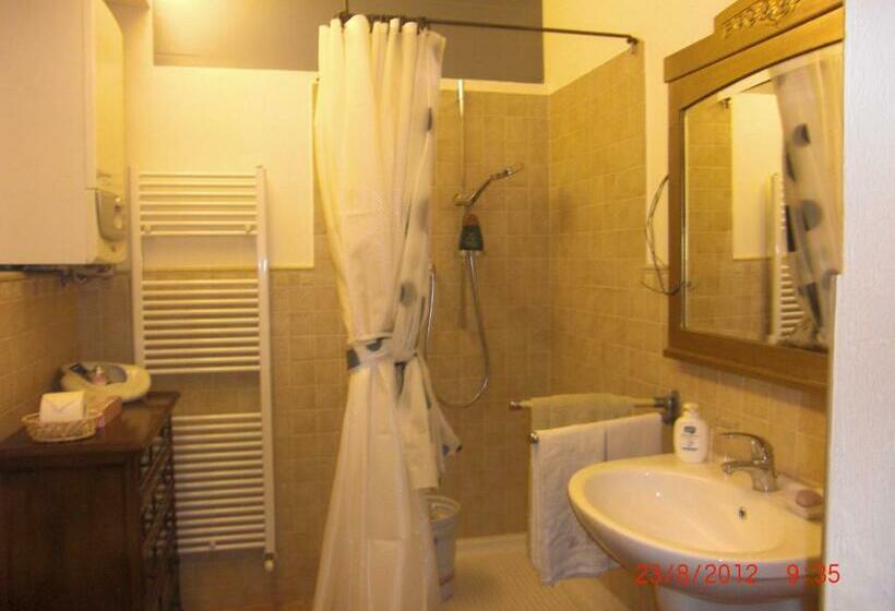 디럭스 룸, Bed And Breakfast Di Charme La Bonarella