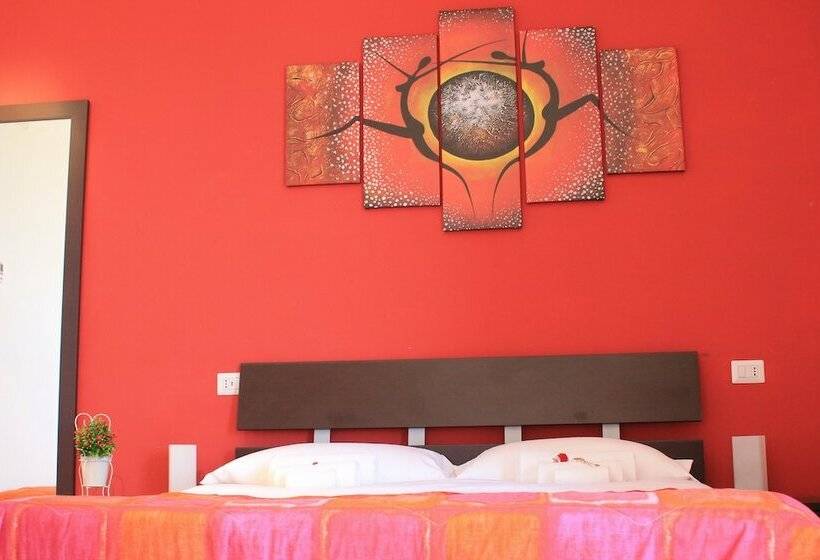 חדר סטנדרט לשלושה, Dimora Rosso Piceno