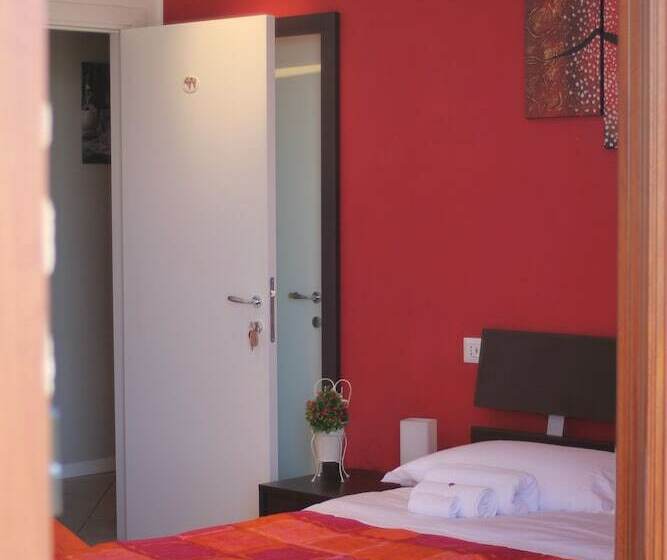 חדר סטנדרט לשלושה, Dimora Rosso Piceno