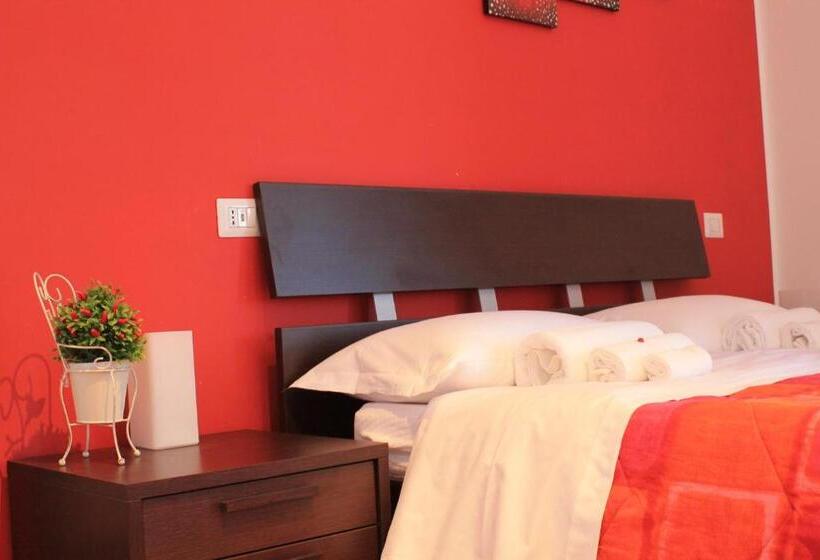 חדר סטנדרט לארבעה, Dimora Rosso Piceno