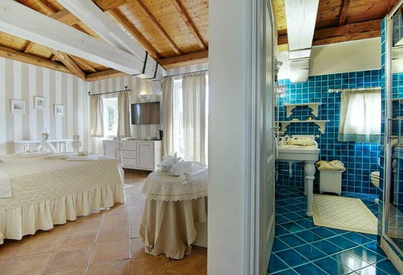 סוויטה עם מרפסת, Domus Corallia Luxury Rooms