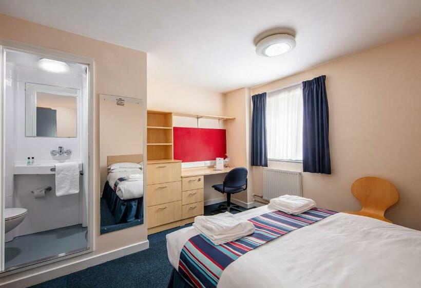 스탠다드 룸, Queen Margaret University Residences