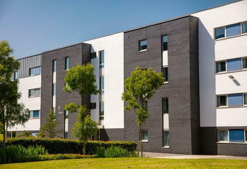 Номер Стандарт, Queen Margaret University Residences