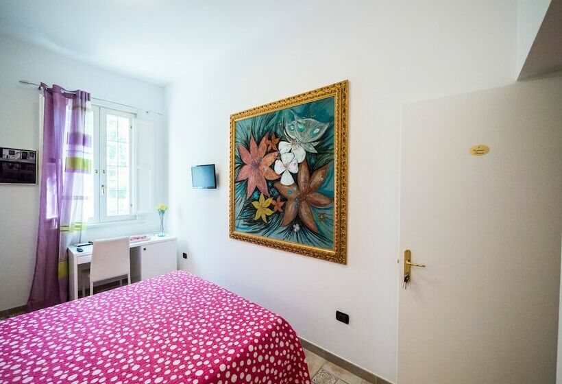 Номер Стандарт Вид на Сад, Villa Bellini Room&breakfast