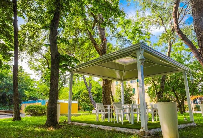 标准房带园景, Villa Bellini Room&breakfast