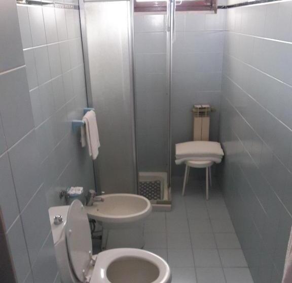 חדר סטנדרט לארבעה, Albergo Ristorante Gori