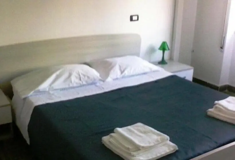 Habitació Triple Estàndard, Aurora