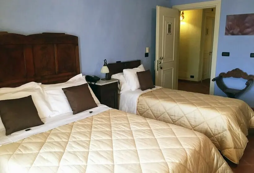 スタンダードトリプルルーム, La Foresteria Del Castello Wellness Hotel In Dimora Storica