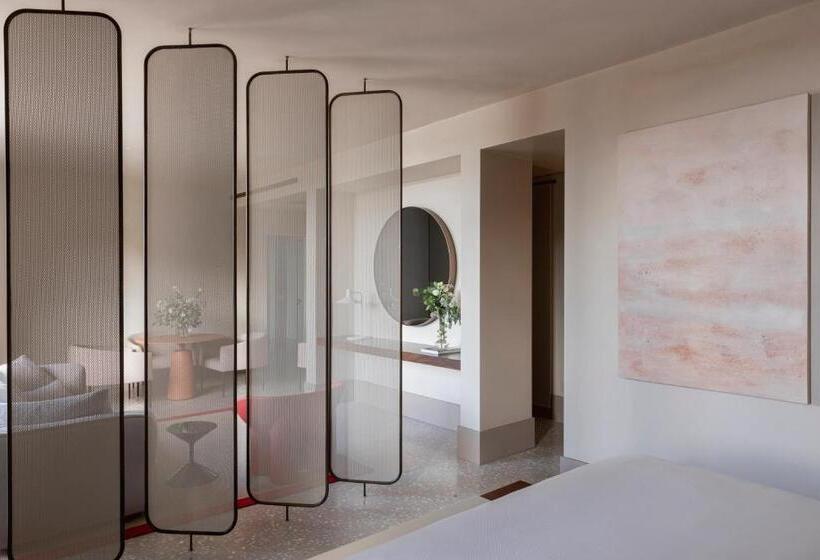 סוויטה נוף לים, La Roqqa