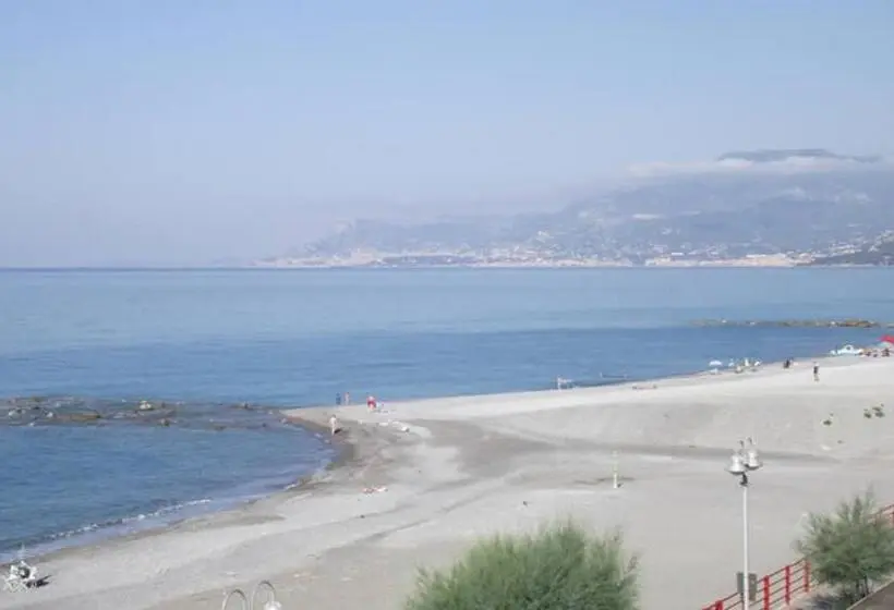 اتاق استاندارد با چشمانداز دریا, Piccolo Paradiso