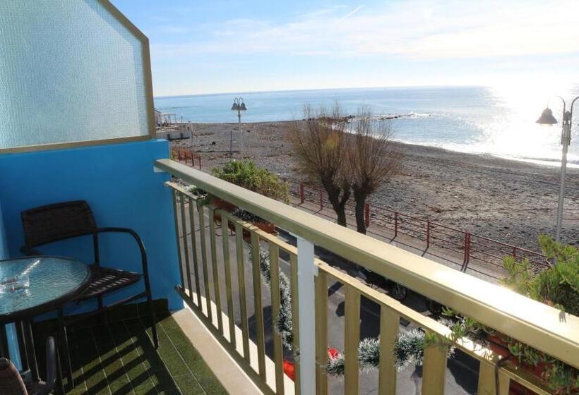 Номер Стандарт Вид на Море, Piccolo Paradiso