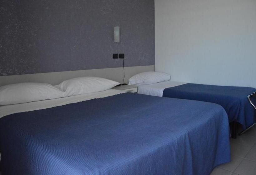 Номер Стандарт, Piccolo Paradiso