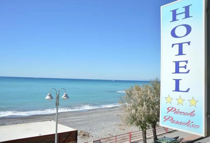 استودیوی استاندارد با چشمانداز دریا, Piccolo Paradiso