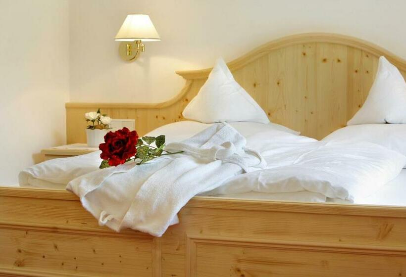 Номер Стандарт с Балконом, Tyrol