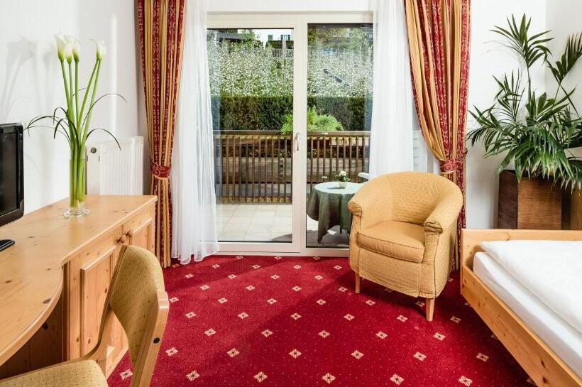 스탠다드 발코니 룸, Tyrol