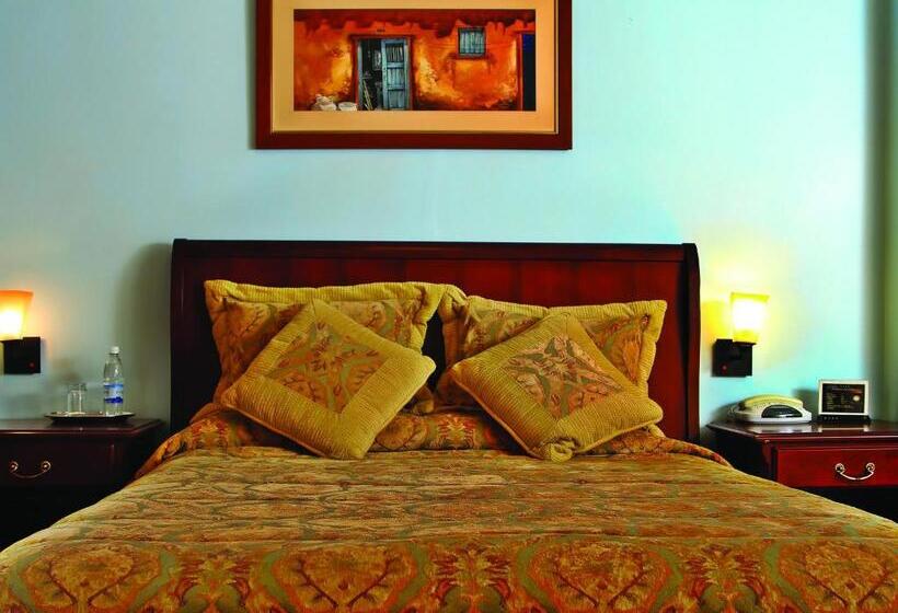 غرفة قياسية, Yanuncay