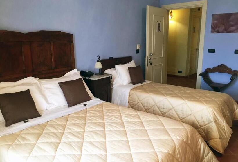 标准三人间, La Foresteria Del Castello   Wellness Hotel In Dimora Storica