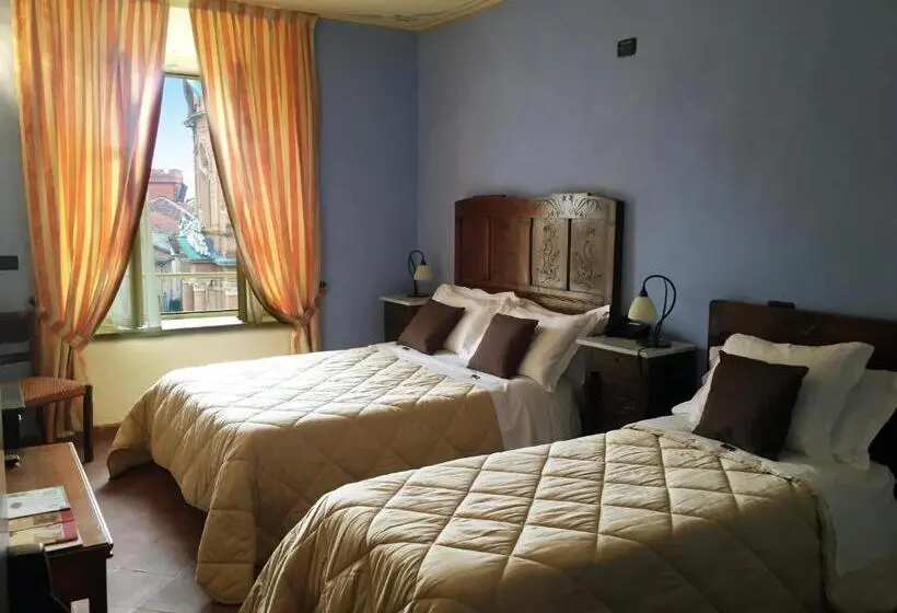 スタンダードトリプルルーム, La Foresteria Del Castello Wellness Hotel In Dimora Storica
