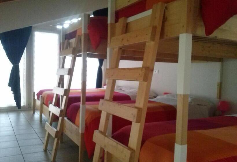 Семейный Номер, Ostello Casa Rossa