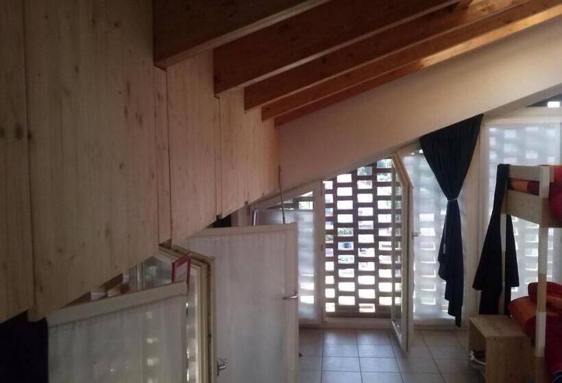 Семейный Номер, Ostello Casa Rossa