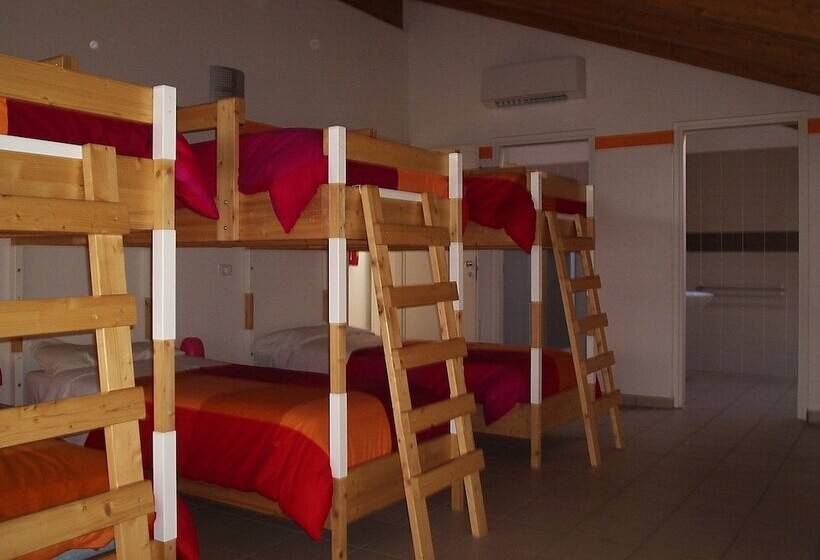 Семейный Номер, Ostello Casa Rossa