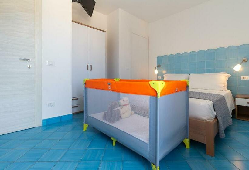 غرفة كومفورت, B&b Sperlonga