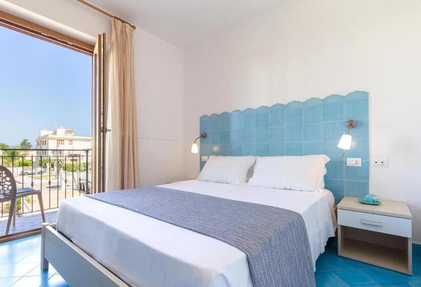 اتاق استاندارد با بالکن, B&b Sperlonga