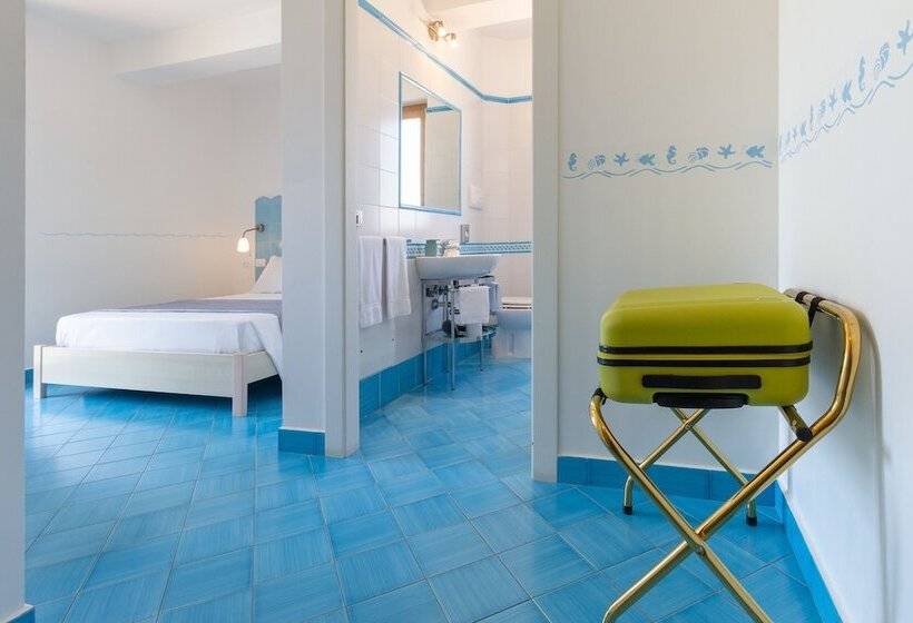 غرفة كلاسيكية سرير مزدوج, B&b Sperlonga