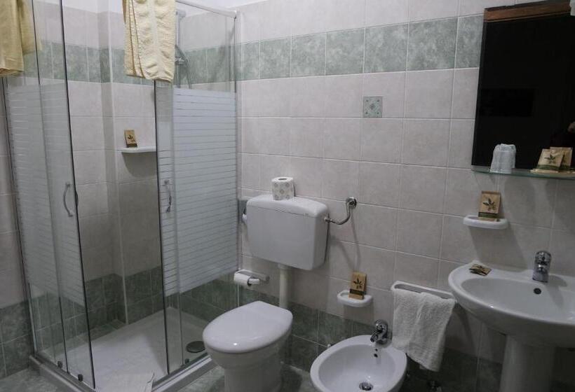 חדר סטנדרט, Aia Grande