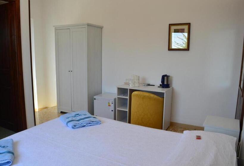 חדר סטנדרט נוף לגינה, Aia Grande