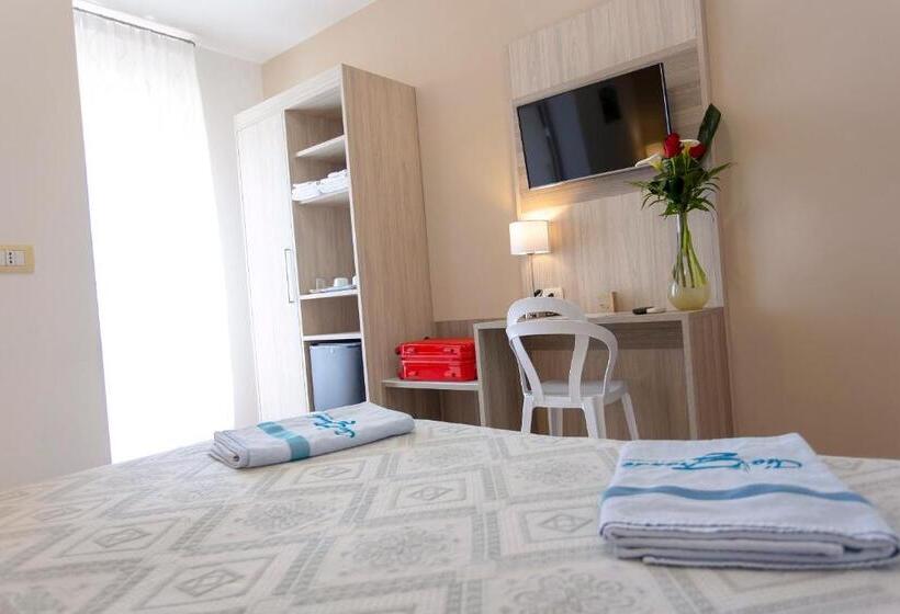 חדר אקונומי, Aia Grande