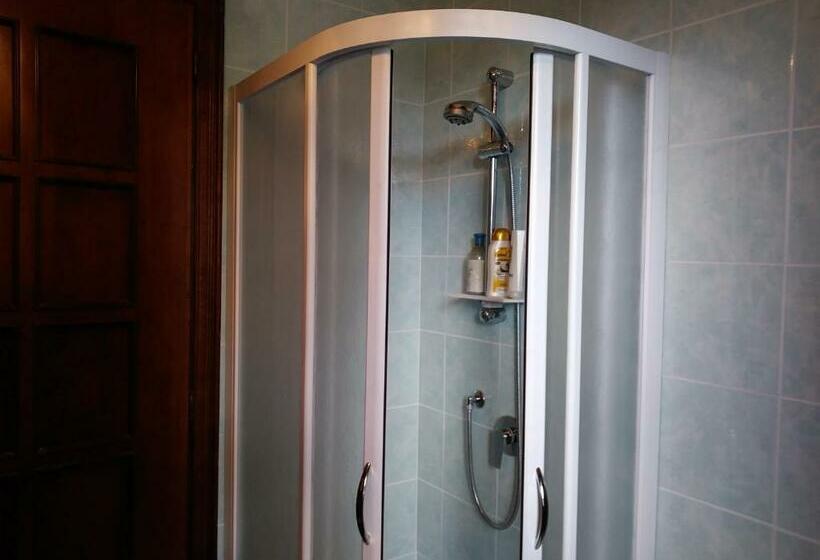 带共用浴室的标准房间, Casa Irene