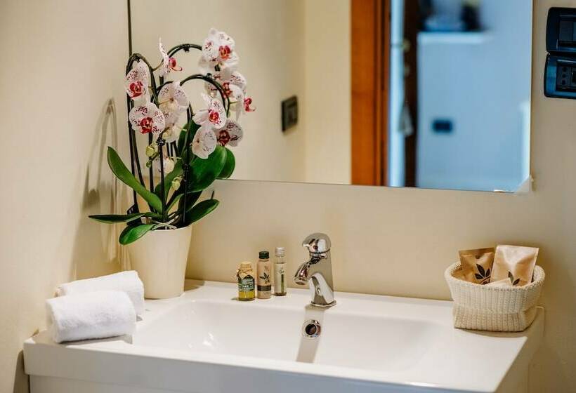 Апартаменты 2 Спальни, La Dolce Vita