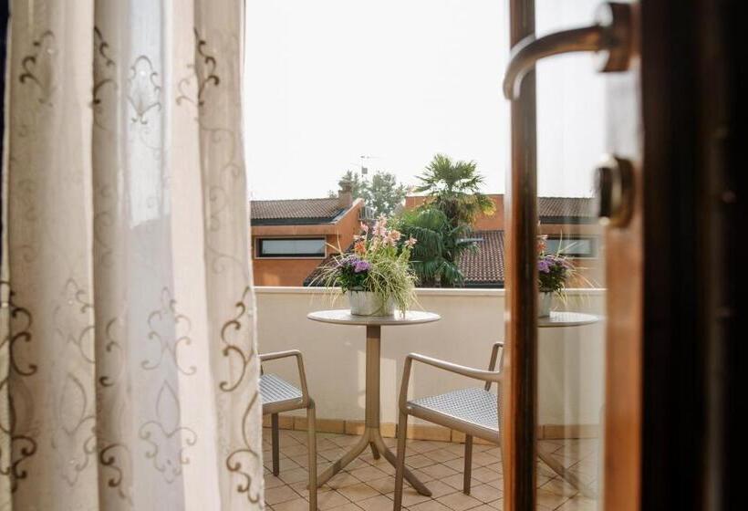 Апартаменты 2 Спальни, La Dolce Vita