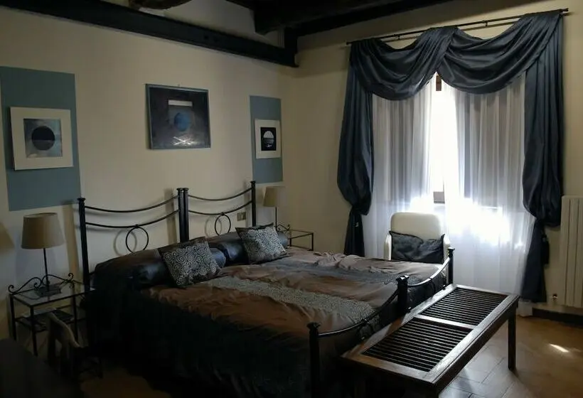 Standard-huone, Palazzo Bonfranceschi