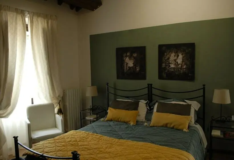 Standard-huone, Palazzo Bonfranceschi