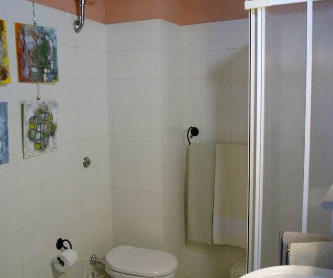 غرفة قياسية, Palazzo Bonfranceschi