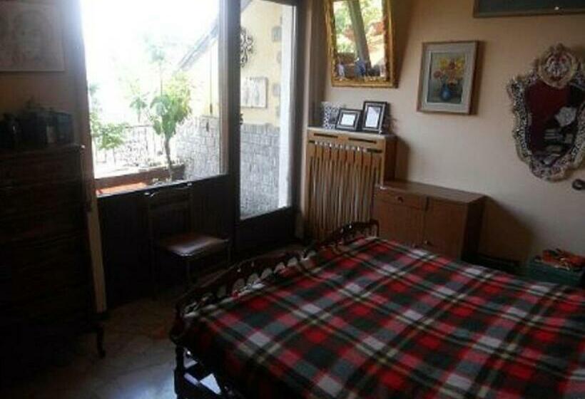 レイクビュースタンダードルーム, Terrazza Con Vista Grande